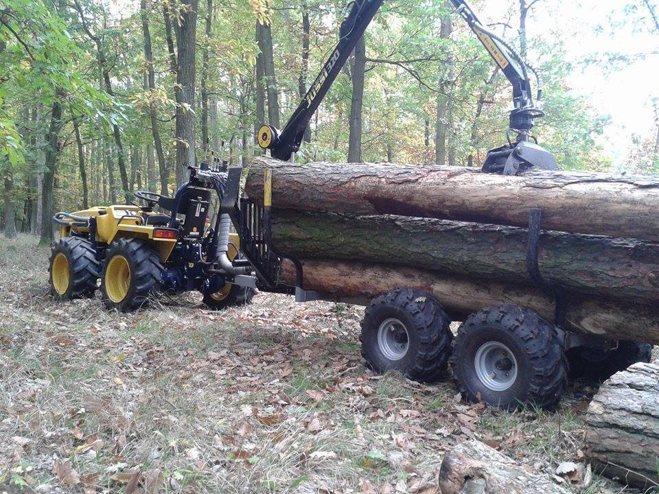 Quad Anhänger mit dem Kleintraktor