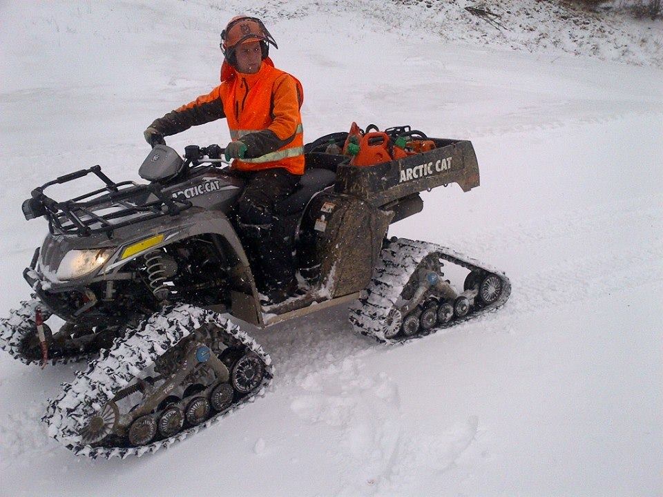 Quads auf Schnee