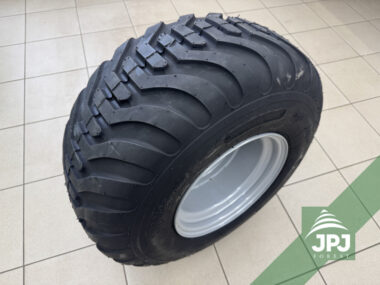 Reifen mit Felge - 300/65-12